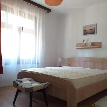 Balatonszemesi Nyaralohaz Balatonszárszó