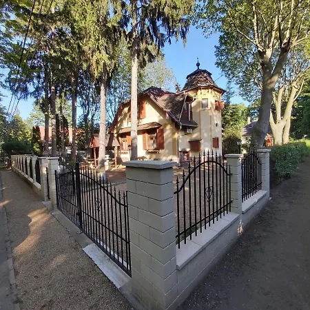 度假居 Balatonszemesi Nyaralohaz Balatonszárszó