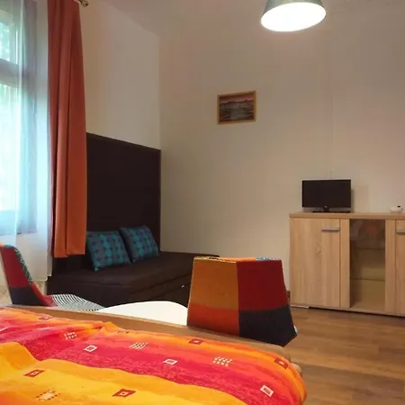度假居 Balatonszemesi Nyaralohaz Balatonszárszó